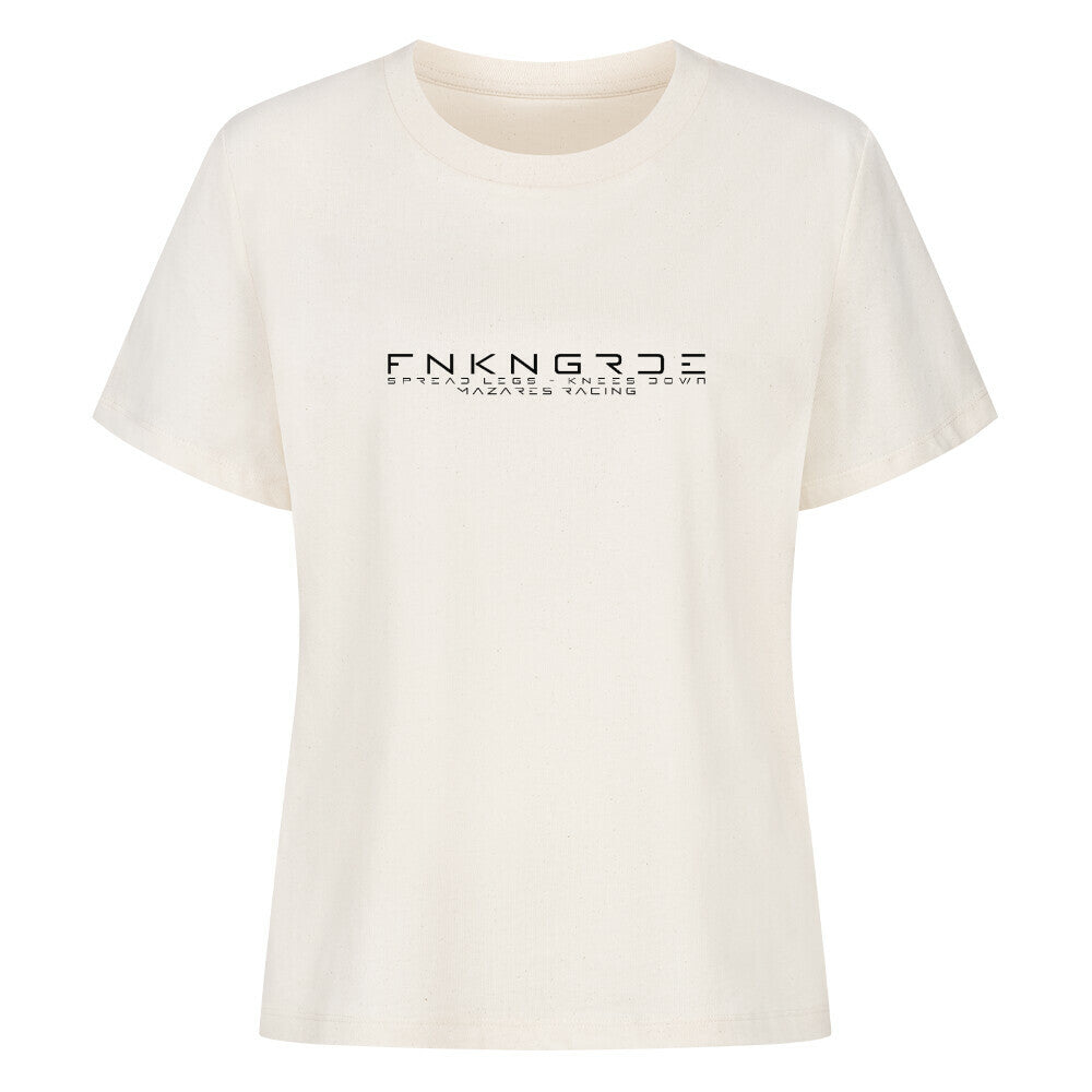 Mazares Racing Ladies Shirt Funkengarde – Spread Legs Knees Down in natural. Modernes Damen T-Shirt mit cleanem Frontprint im Bikerstyle – 100 % Baumwolle, sportlich, hochwertig und leger