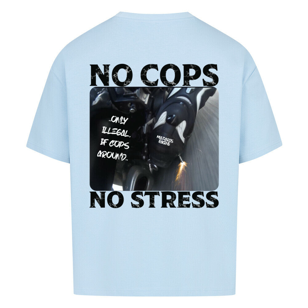 Mazares Oversized Shirt mit „No Cops No Stress“ Schriftzug auf der Brust. Lockerer Oversized-Schnitt mit Drop Shoulders und minimalistischem Biker-Design.