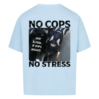 Mazares Oversized Shirt mit „No Cops No Stress“ Schriftzug auf der Brust. Lockerer Oversized-Schnitt mit Drop Shoulders und minimalistischem Biker-Design.