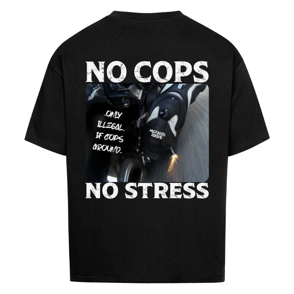Mazares Oversized Shirt mit „No Cops No Stress“ Schriftzug auf der Brust. Lockerer Oversized-Schnitt mit Drop Shoulders und minimalistischem Biker-Design.