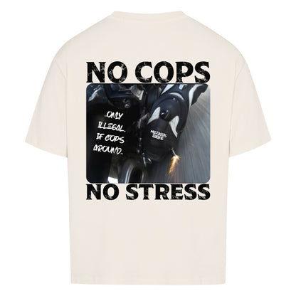 Mazares Oversized Shirt mit „No Cops No Stress“ Schriftzug auf der Brust. Lockerer Oversized-Schnitt mit Drop Shoulders und minimalistischem Biker-Design.