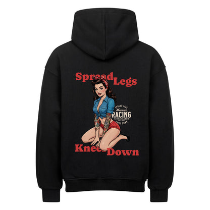 Mazares Racing Oversized Hoodie Spread Legs – Knees Down mit Retro Pin-up Design auf der Rückseite, hochwertiger 380 g Baumwollstoff, Streetwear im Bikelifestyle-Stil. schwarz