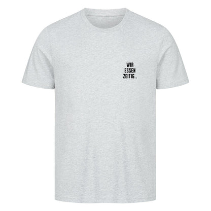Graues Herren T-Shirt mit kleinem Brustprint „Wir essen zeitig“ und großem Rückenprint „Sorry, wir essen zeitig“ im minimalistischen Mazares Stil.