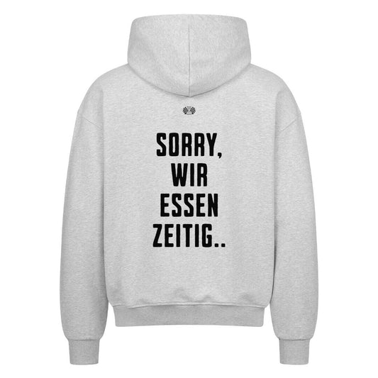 Heather grey Zipper Hoodie mit großem Rückenprint „Sorry, wir essen zeitig“ und kleinem Brustprint im minimalistischen Mazares Racing Design.