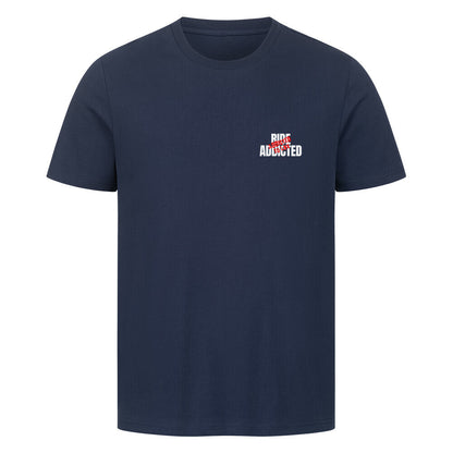 Klassisches Motorrad T-Shirt aus 100 % Baumwolle mit dezentem Ride Addicted Brustprint. Hochwertiges 180 GSM Herren-Shirt im Regular Fit für Motorradfahrer und Biker von Mazares Racing. french navy