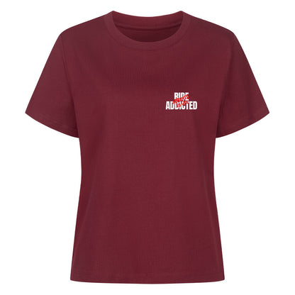 Damen Motorrad T-Shirt aus 100 % gekämmter ringgesponnener Bio-Baumwolle mit dezentem Ride Addicted Brustprint. Hochwertiges 180 GSM Shirt für Motorradfahrerinnen mit angenehmem Tragekomfort. burgunder