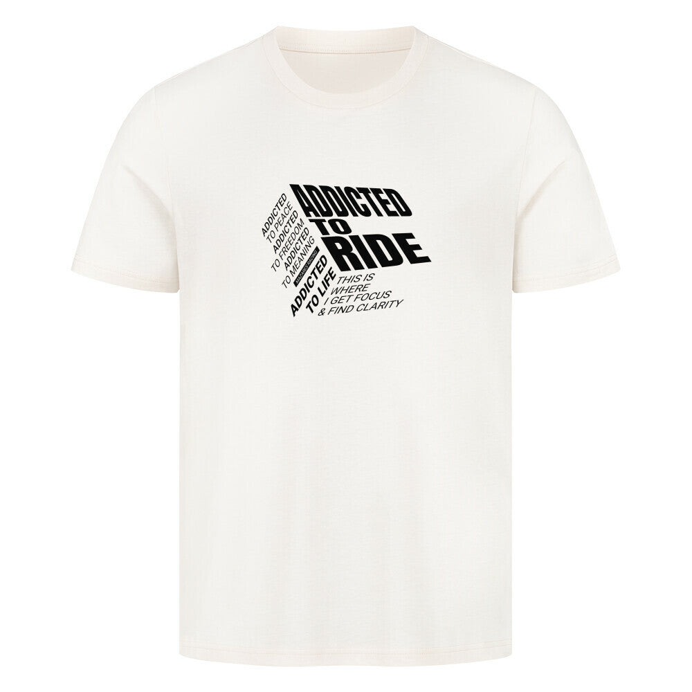 Klassisches Motorrad T-Shirt aus 100 % Baumwolle mit typografischem Ride Addicted Frontprint. Hochwertiges 180 GSM Shirt für Motorradfahrer mit bequemem Regular Fit und markantem Design von Mazares Racing. natural raw