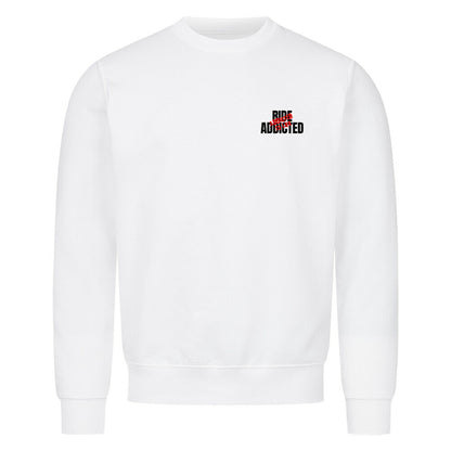 Ride Addicted Herren Sweatshirt von Mazares Racing mit großem typografischen Backprint "Addicted To Ride – Addicted To Life" und kleinem Ride Addicted Brustprint. Klassisches Sweatshirt mit normaler Passform aus innen gebürsteter Baumwollmischung – ideal für Motorradfahrer und Biker im Alltag sowie nach der Tour. weiß